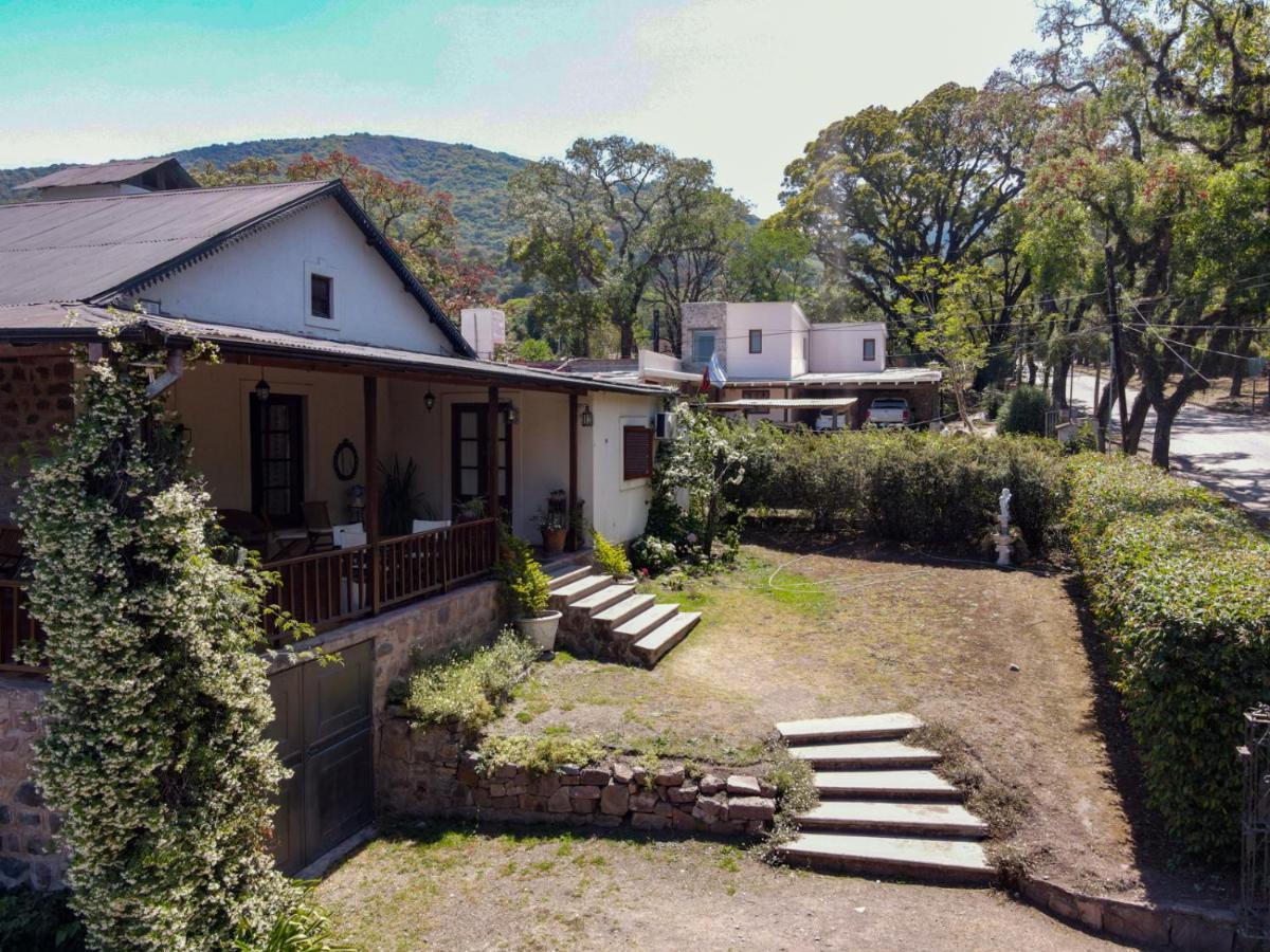 Hostal El Cerrito San Lorenzo San Lorenzo  Exterior photo
