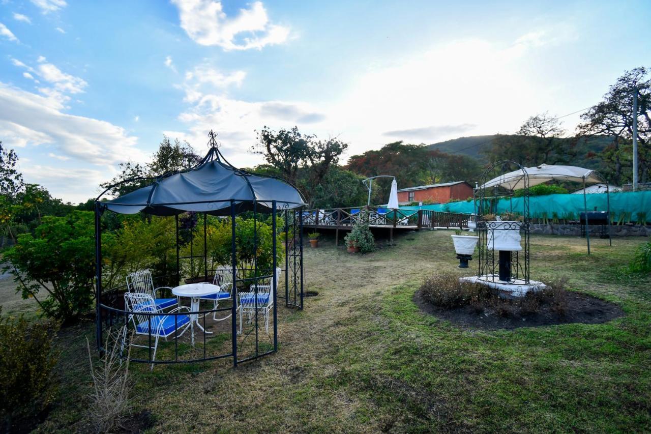 Hostal El Cerrito San Lorenzo San Lorenzo  Exterior photo