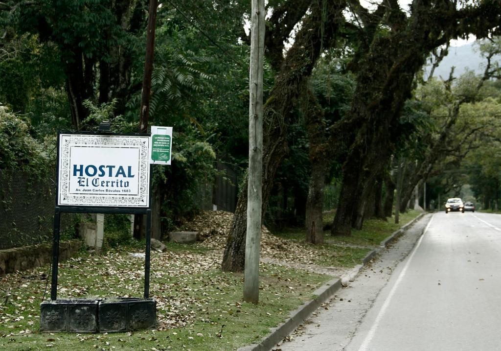 Hostal El Cerrito San Lorenzo San Lorenzo  Exterior photo